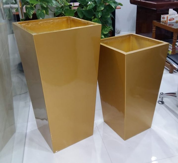 Cubbies Square GRP Pot “Fiber glass”