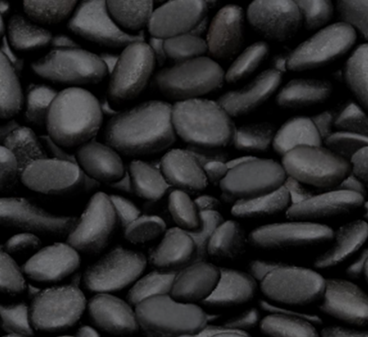Black pebbles 20kg Bag